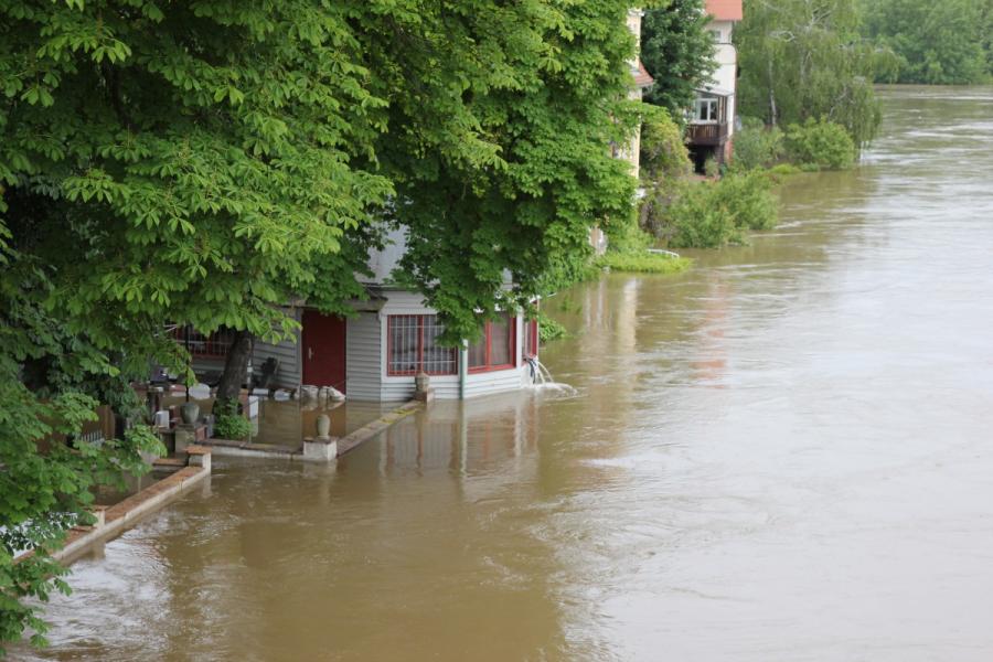 Giebichensteinbrücke Sichtachse flussabwärts